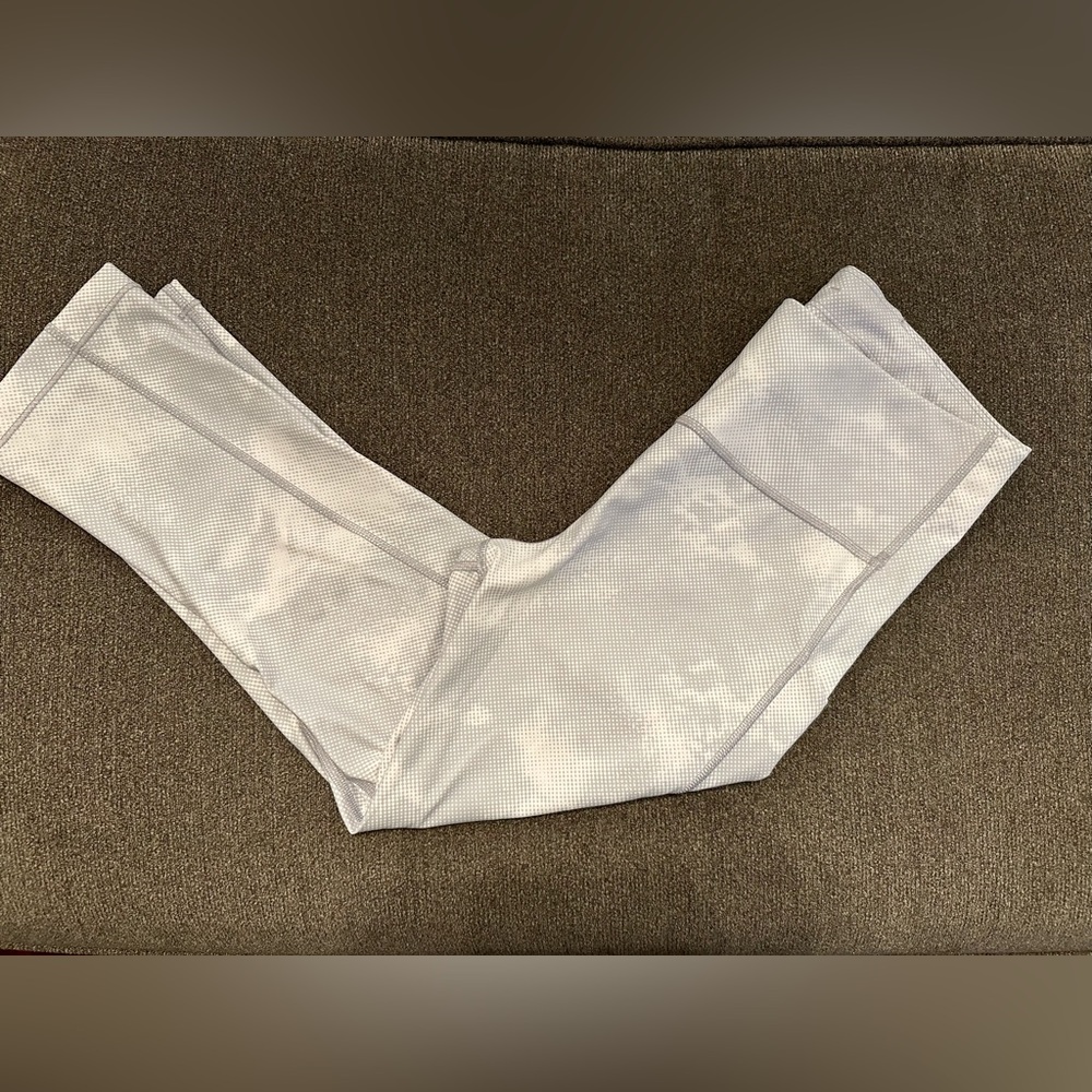 NWOT Athleta Ultimate Stash Pocket capri
